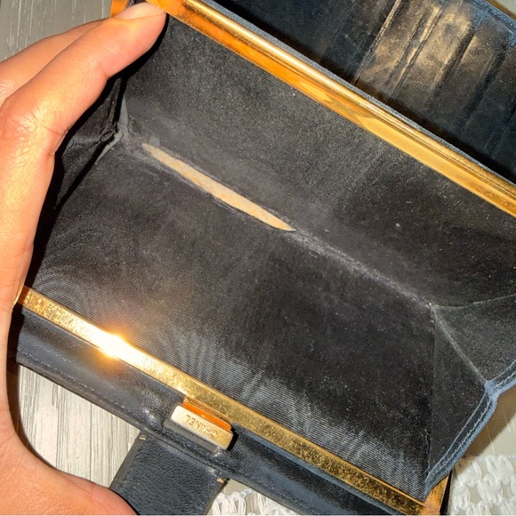 CHANEL Long Wallet Black Caviar Skin Leather CC Authentic - Good - Picture 10 of 14